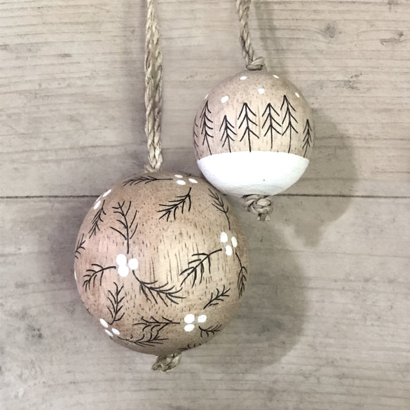 Wood bauble - Winter trees