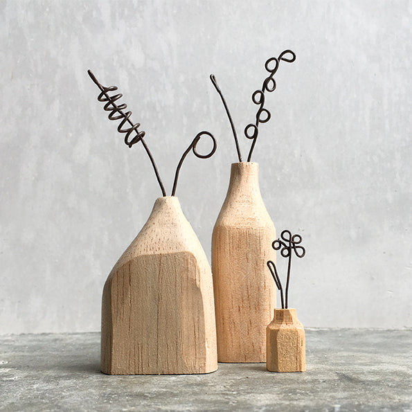 Drahtblume in Vase - Fingerhut