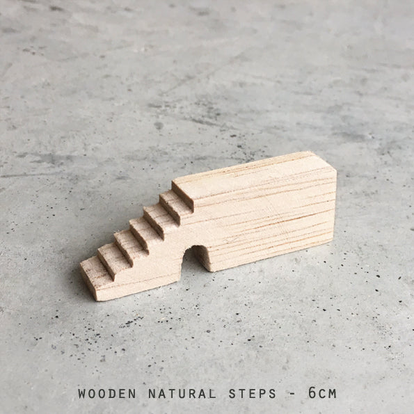 Tiny wooden steps-Natural