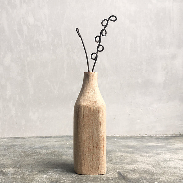 Drahtblume in Vase - Fingerhut