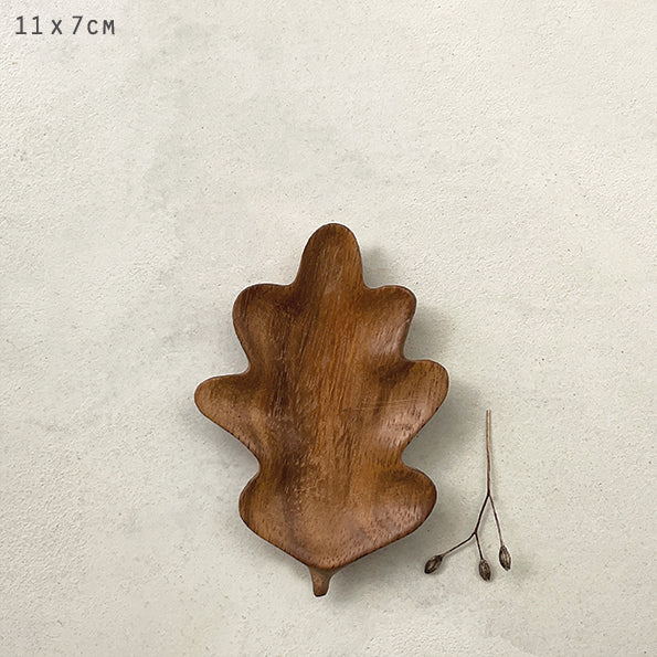 Flat leaf bowl-Oak