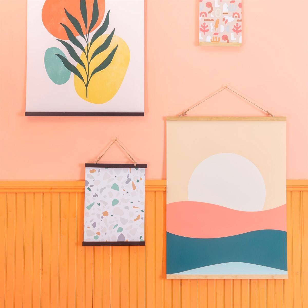 Bamboo Magnetic Poster Hanger Large