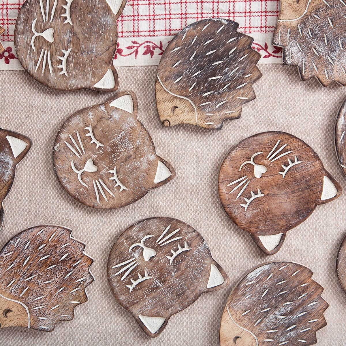 Wooden Carved Cat Coaster - Set of 6